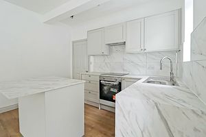Kitchen Area- click for photo gallery
